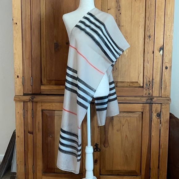 Fashion Scarves Beige Striped 💯 Viscose - Picture 8 of 14